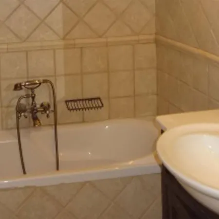 Sterna Apartment Asprogerakata
